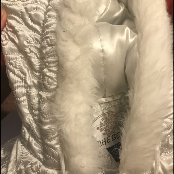 Winter Jacket (Puffer) - Picture 2 of 3